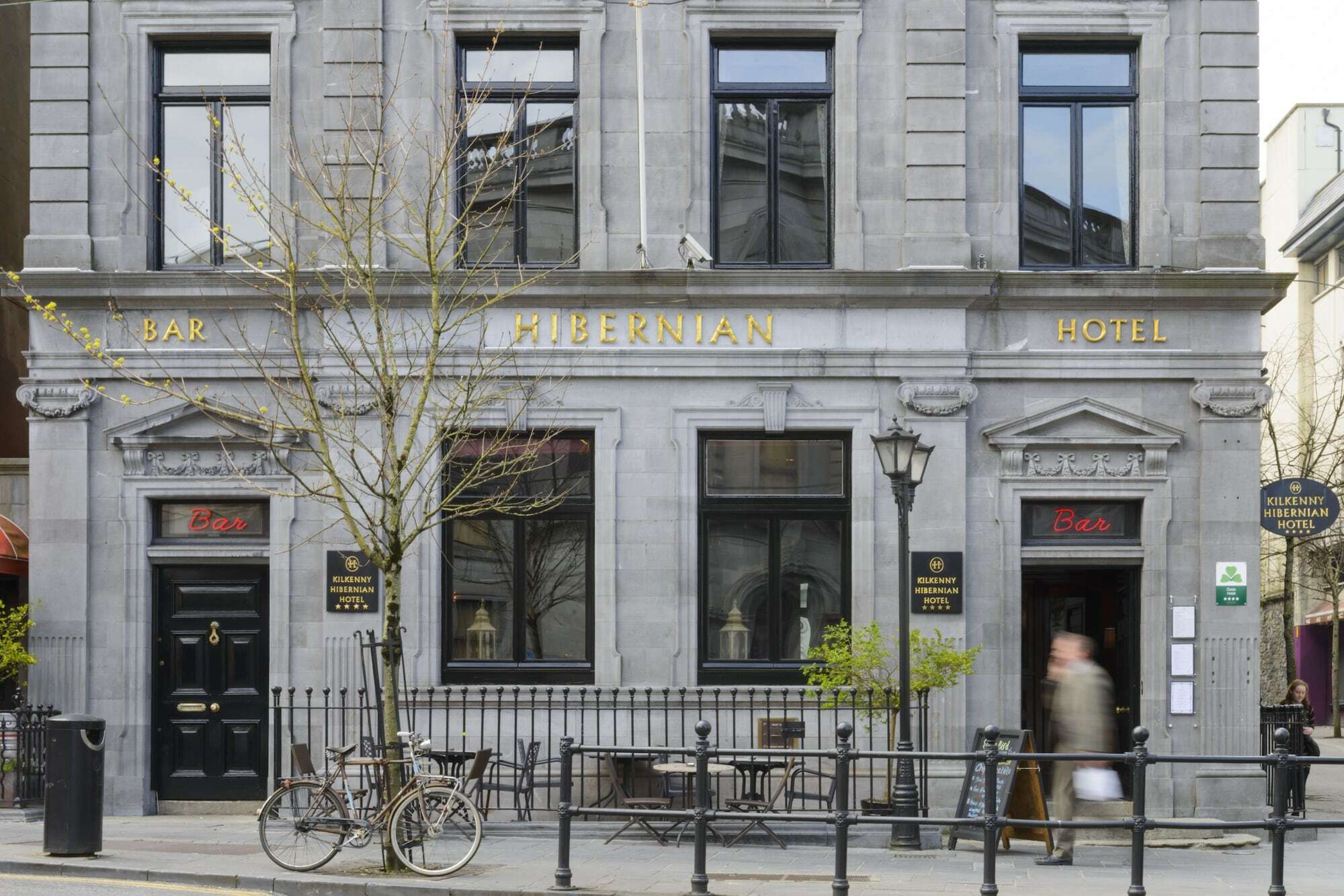 Kilkenny Hibernian Hotel ภายนอก รูปภาพ