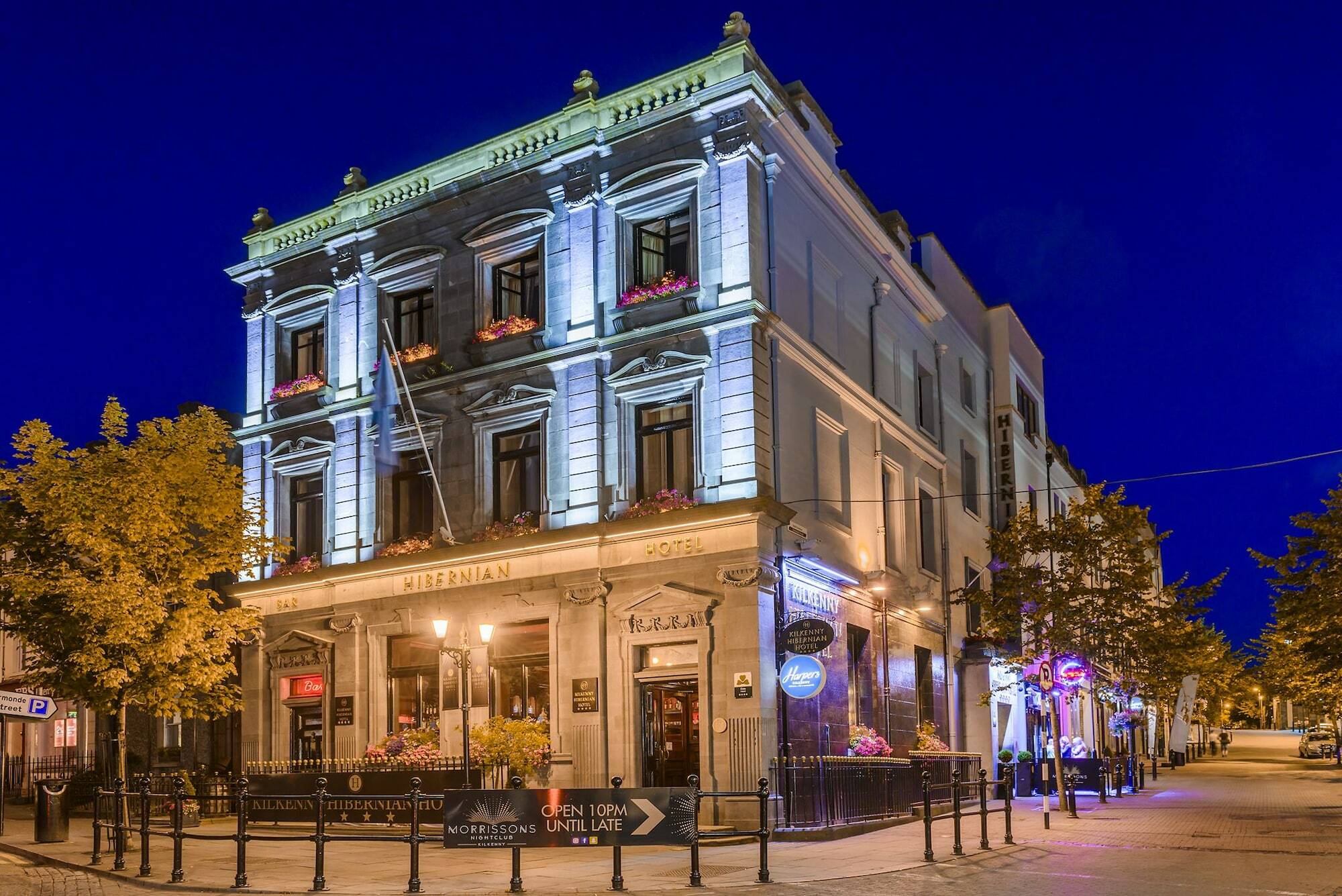 Kilkenny Hibernian Hotel ภายนอก รูปภาพ